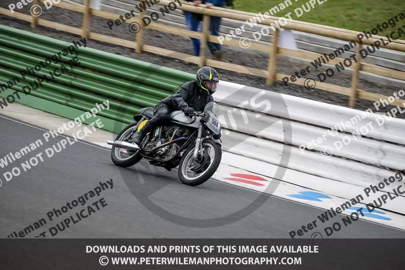 Vintage motorcycle club;eventdigitalimages;mallory park;mallory park trackday photographs;no limits trackdays;peter wileman photography;trackday digital images;trackday photos;vmcc festival 1000 bikes photographs